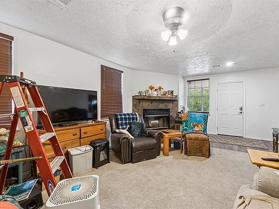 5th image of 1602 W Oklahoma Ave