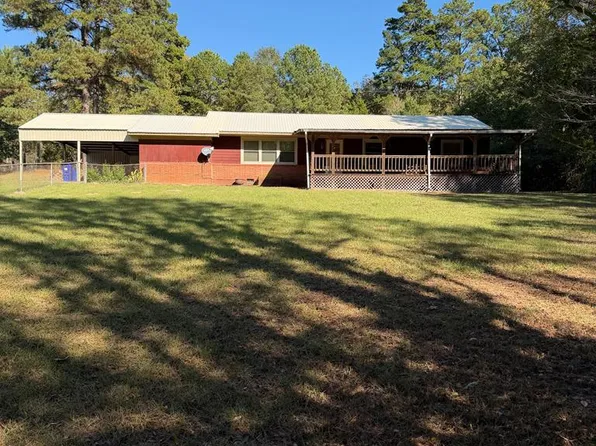 1400 N Main St, Linden, TX 75563