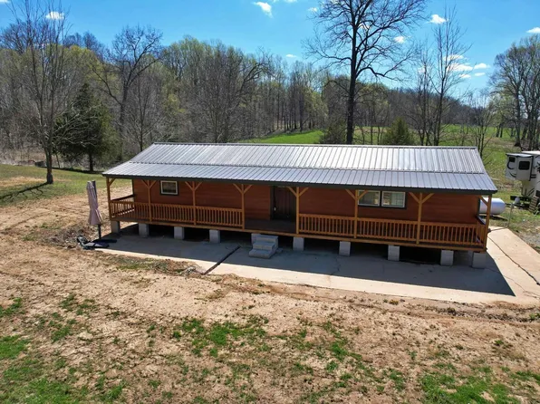 2080 Pleasant Ridge Rd, Vienna, IL 62995