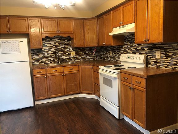 4th image of 1421 Goldenrod Dr SE
