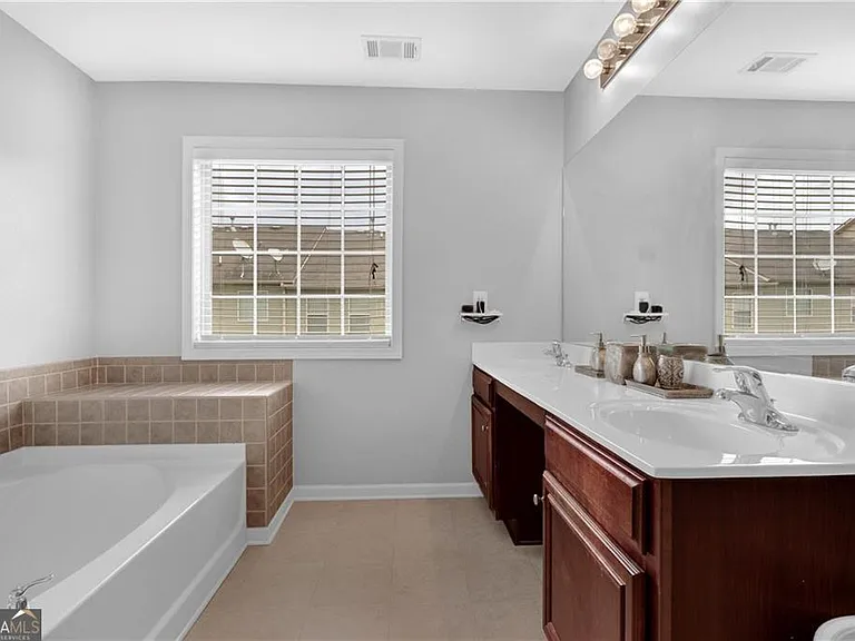 2145 Waterford Park Dr — Photo 24