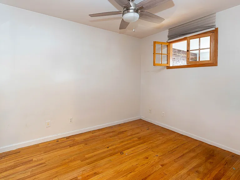 72 Grove St #2F — Photo 8