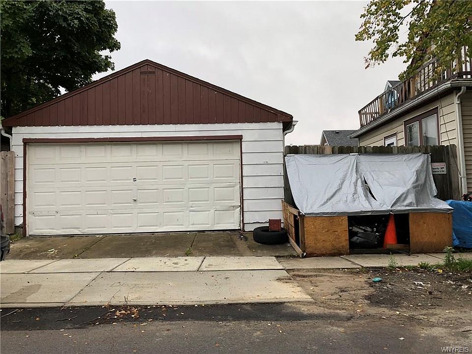 2nd image of 61 S Crossman St