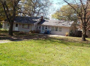 2088 S Smith Crossing Rd, Midland, MI 48640