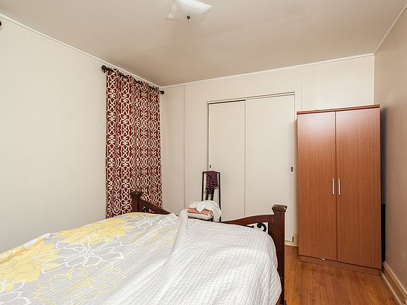 2nd image of 6416 N Campbell Ave
