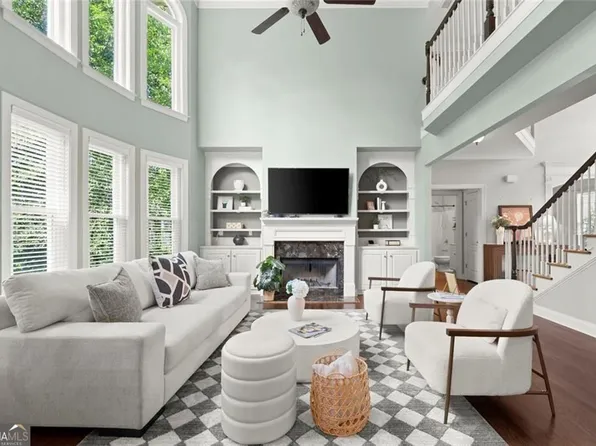 3552 Crown Peak Ct, Suwanee, GA 30024