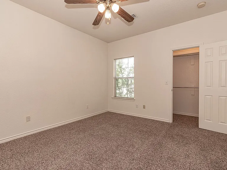 1701 Walnut St — Photo 15