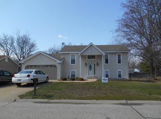 2425 Sue Lynn Dr, High Ridge, MO 63049