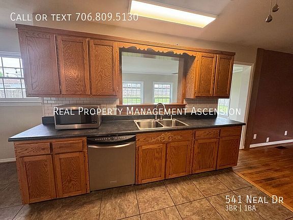 4th image of 541 Neal Dr