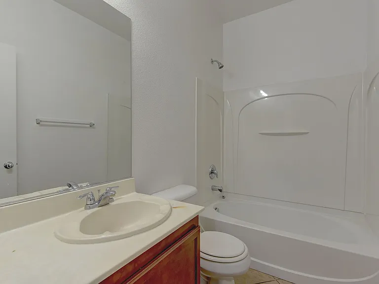 5536 Overlook Valley St — Photo 9