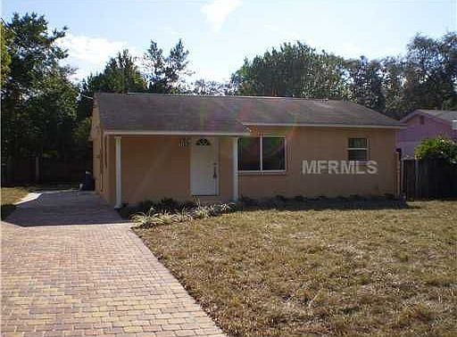 2nd image of 1303 E Poinsettia Ave
