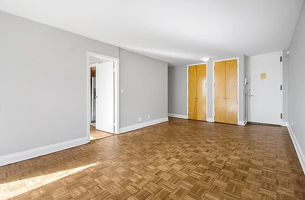 Rented by Mirador Real Estate | media 32