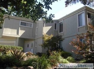 3989 Shadowhill Dr, Santa Rosa, CA 95404