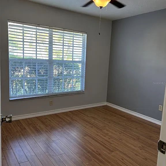 1927 Cheney Ct — Photo 16