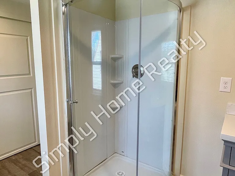 6841 S Wapato St #A — Photo 16