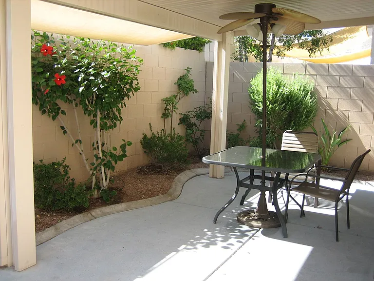 8046 Arcadian Ln — Photo 16