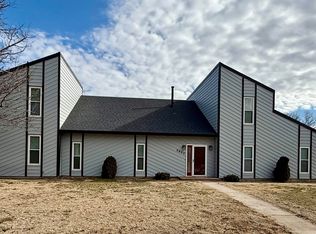2600 Oxbow Dr, Great Bend, KS 67530