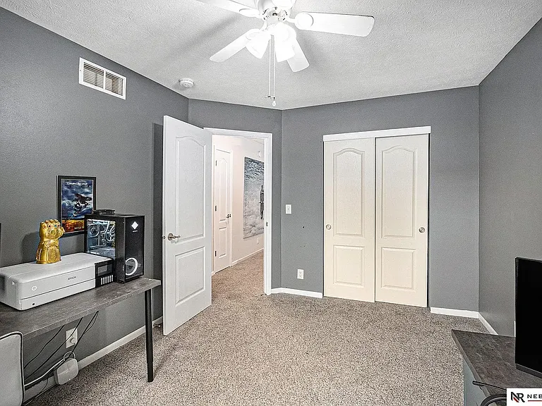 18552 Polk St — Photo 22