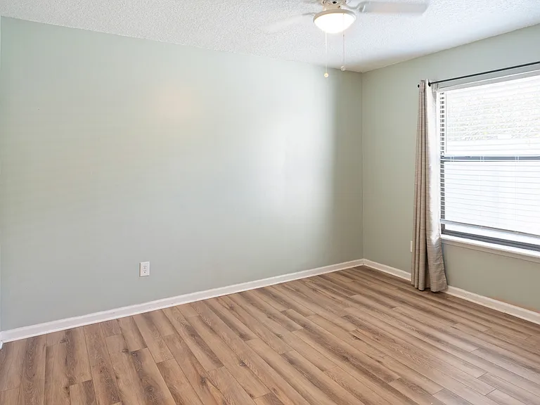 5472 Running Creek Ln — Photo 11