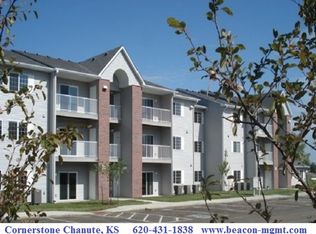 1610 W 4th St APT 302, Chanute, KS 66720