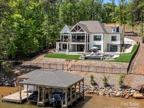 8044 Edgewater Dr #100, Norwood, NC 28128