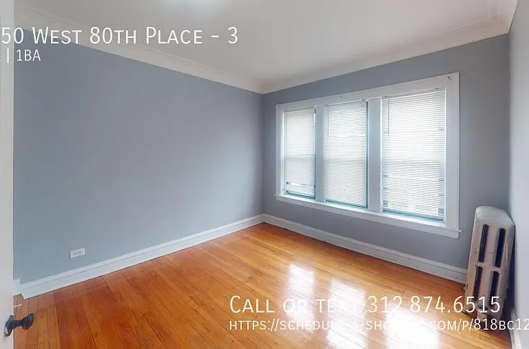 1650 W 80th St #3 — Photo 1