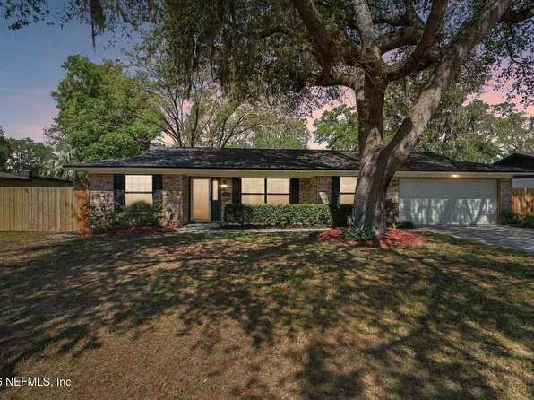 2614 WHIPPLE Avenue, Orange Park, FL 32073