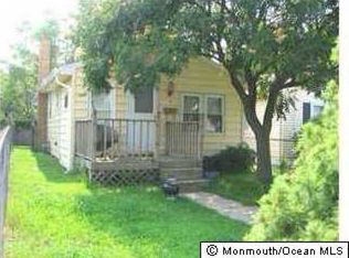362 Shoreland Cir, Laurence Harbor, NJ 08879