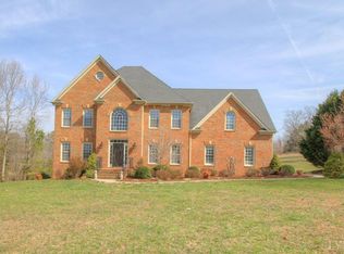 404 Spring Lake Rd, Forest, VA 24551