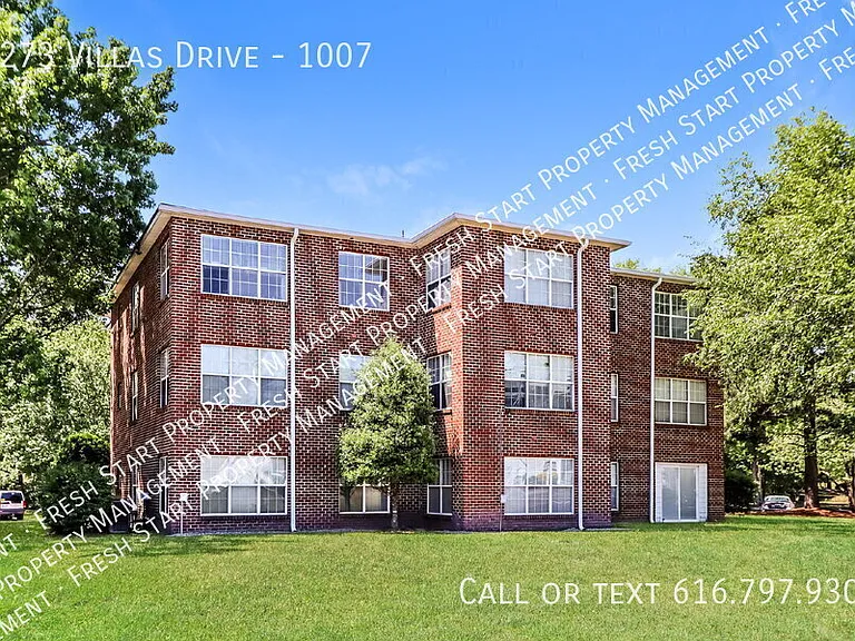 4273 Villas Dr #1007 — Photo 1