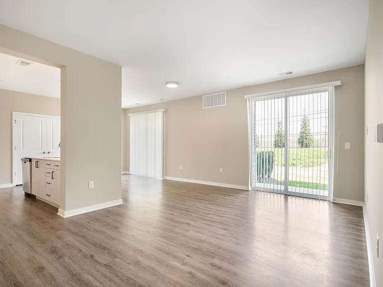 2100 Haddonfield Rd — Photo 23
