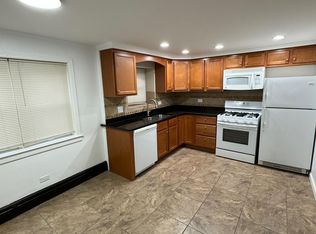 2135 Kenilworth Avenue, Berwyn, IL 60402