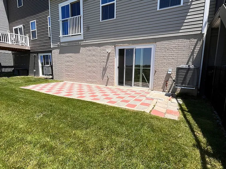437 Greenwood Dr — Photo 6