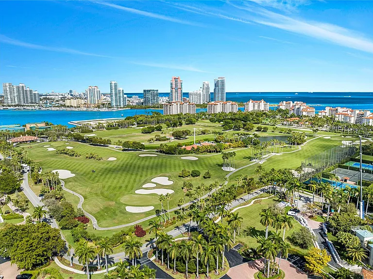 5142 Fisher Island Dr #5142 — Photo 40