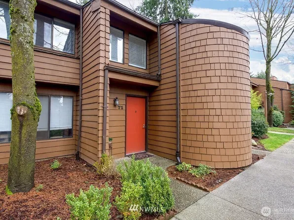 11416 NE 128th Street #71, Kirkland, WA 98034