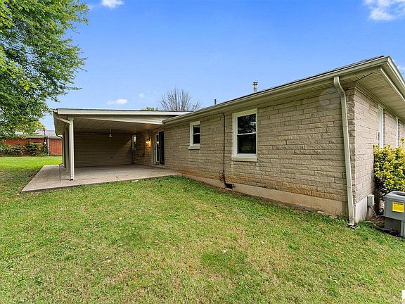 4th image of 207 Wedgewood Dr