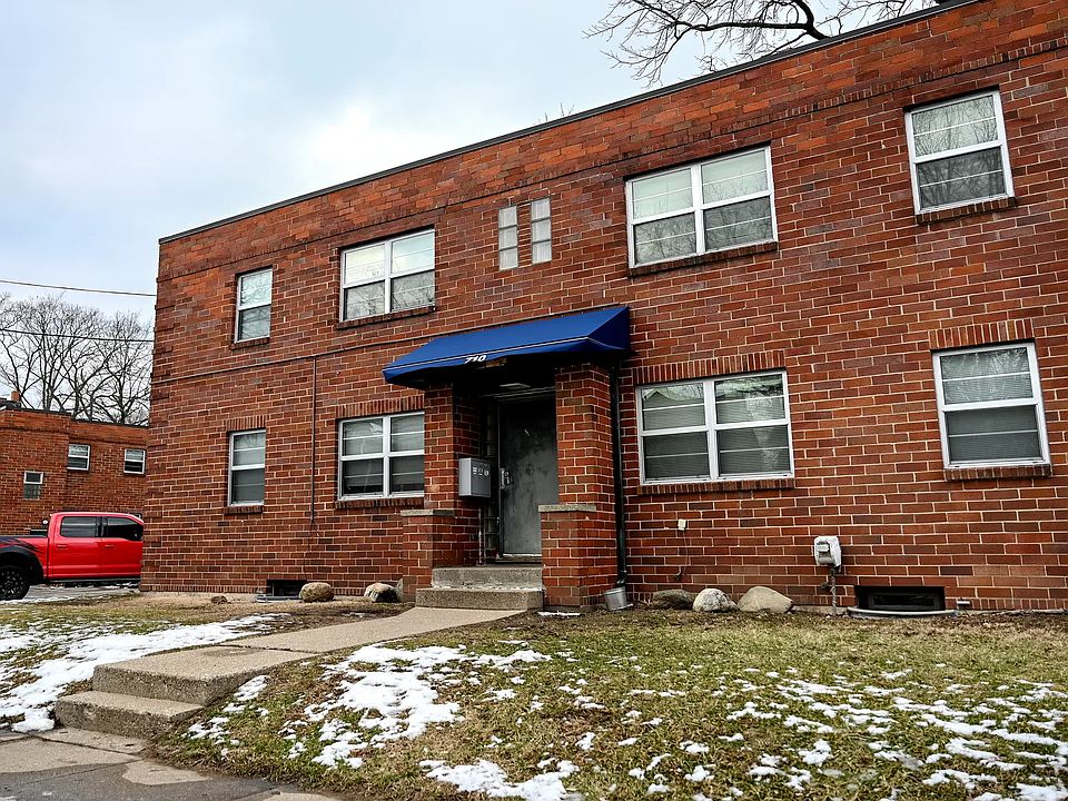1st image of 710 Oak St