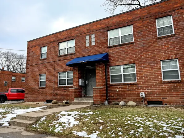 710 Oak St, East Lansing, MI 48823