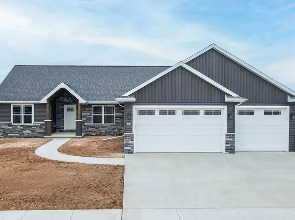 3754 E Zion Ln, Appleton, WI 54913