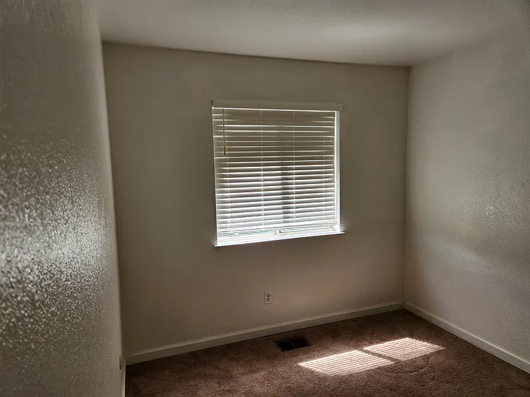 1487 Promenade Cir — Photo 4