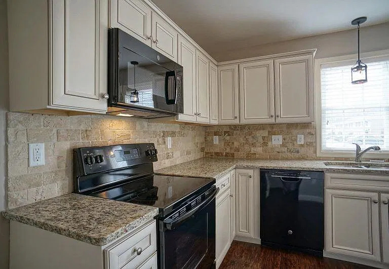 26 Spring View St — Photo 8