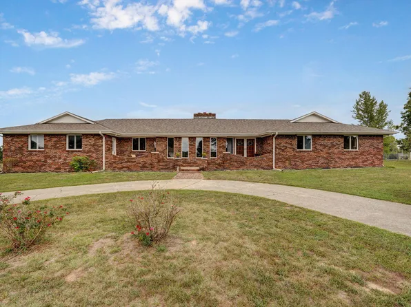 1206 Parkway Drive, Mt Vernon, MO 65712