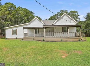 1966 Owens Rd, Woodbury, GA 30293