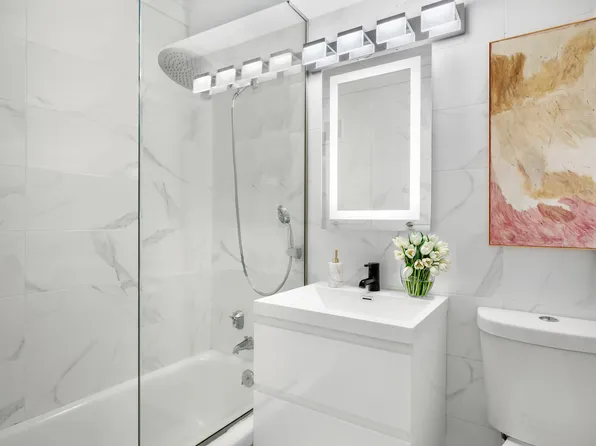 501 West 123rd Street 21D image 11 of 12