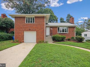4509 Traymore St, Bethesda, MD 20814