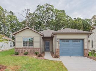 196 Flat Rock Dr, Denver, NC 28037
