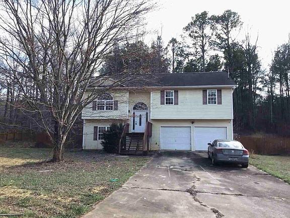2nd image of 140 Taylors Ln