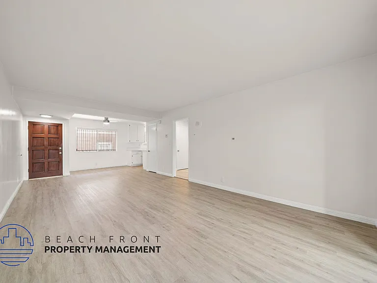 834 2nd St — Photo 13