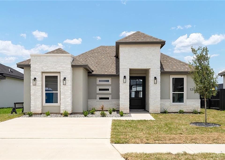 1st image of 1201 E Acacia Dr