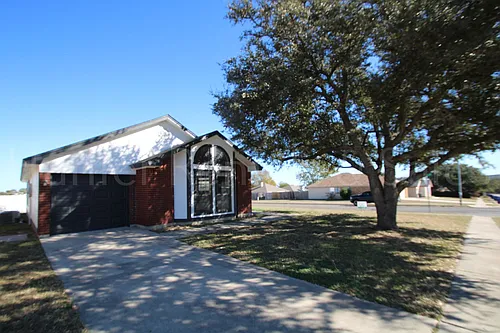 302 Bronc Dr Photo 1